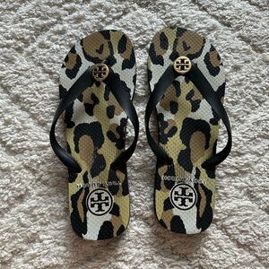 Tory Burch Leopard flip flops